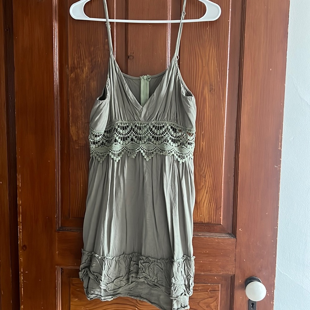Lace detail dress